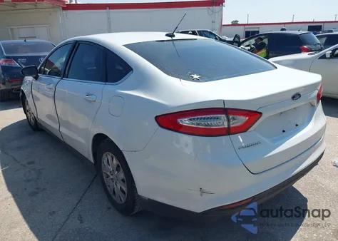 2014 Ford Fusion S из США, поврежденный, VIN 1FA6P0G74E5366844